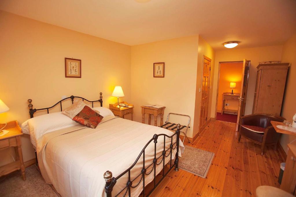 Ard Na Breatha House Hotel Donegal Town Room photo